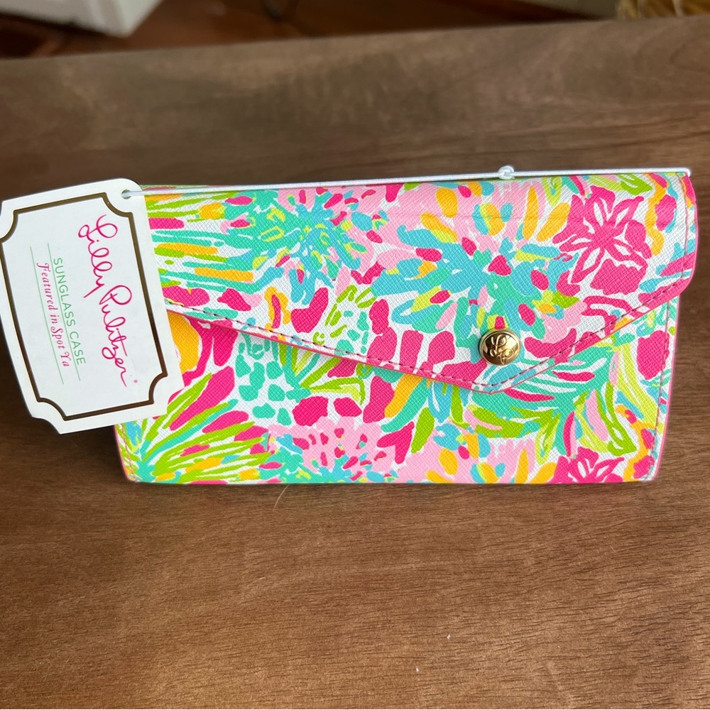 New Lilly Pulitzer Sunglasses Case